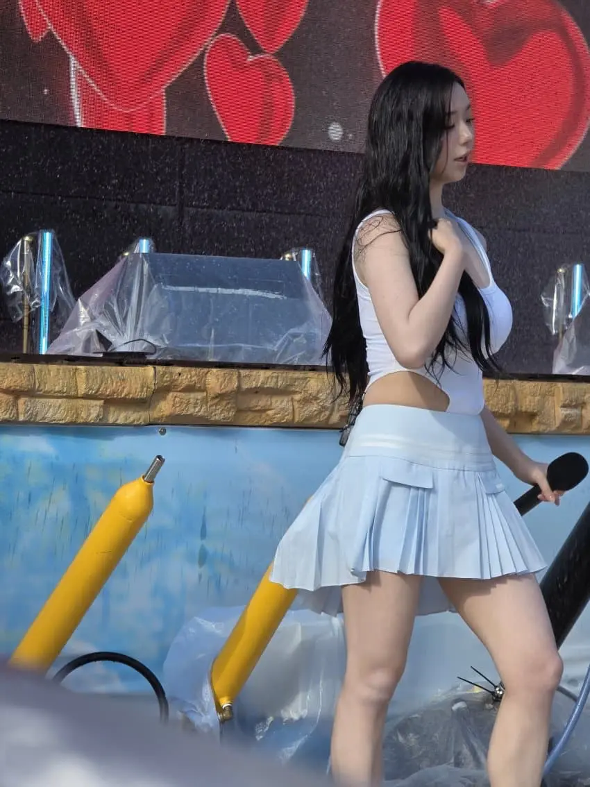 트리플에스 김채연 오션월드 (3)