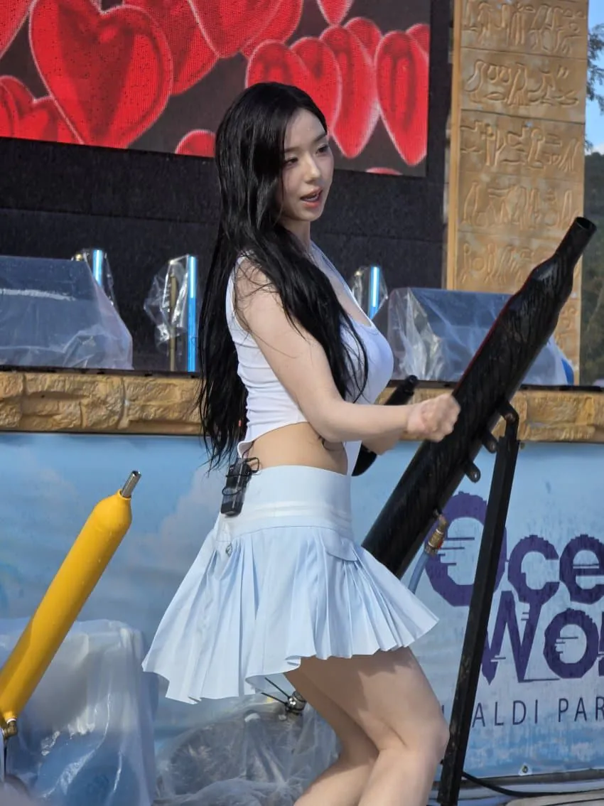 트리플에스 김채연 오션월드 (4)