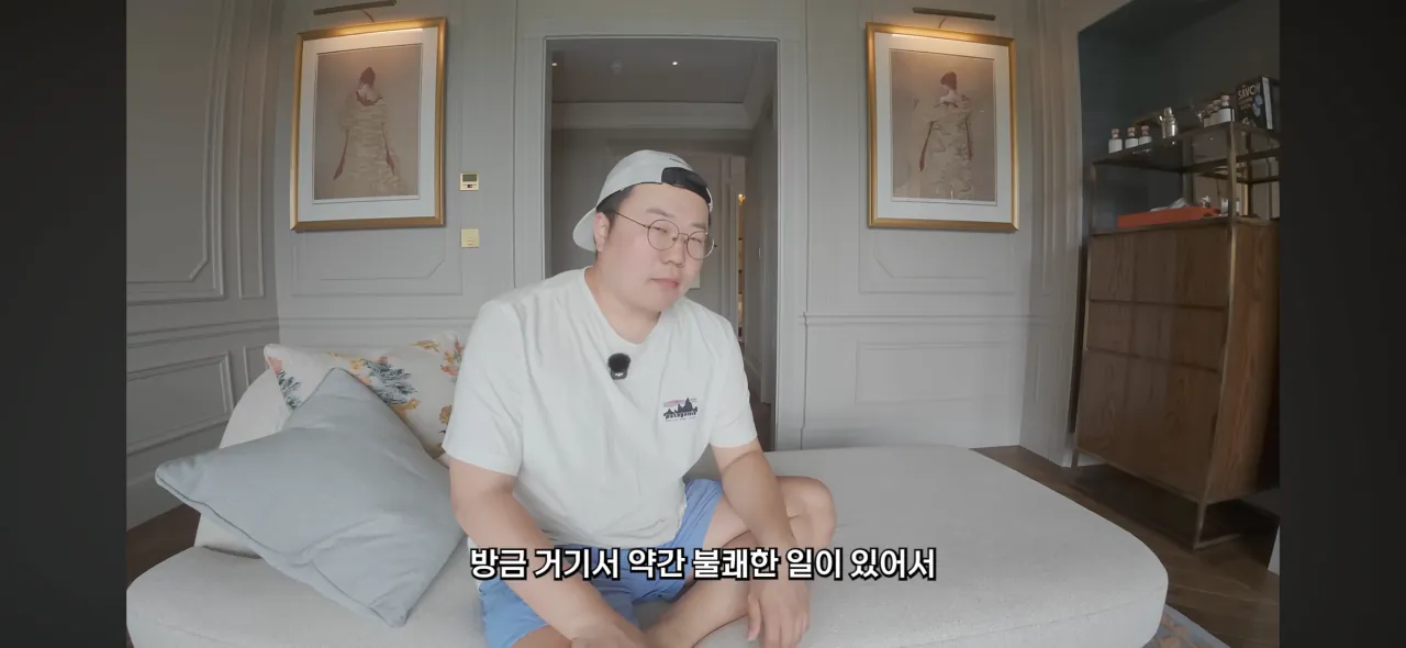 영국 초고가 호텔에서 인종차별 당한 여행유튜버 (2)