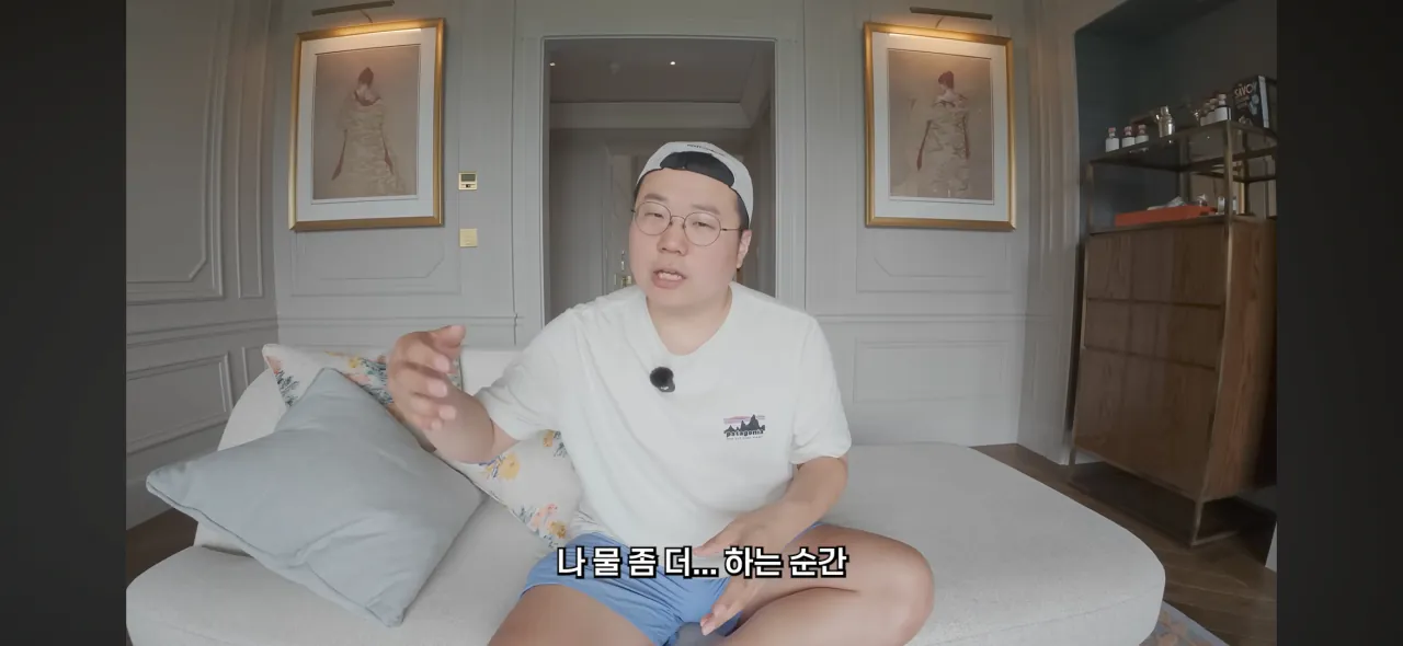 영국 초고가 호텔에서 인종차별 당한 여행유튜버 (37)