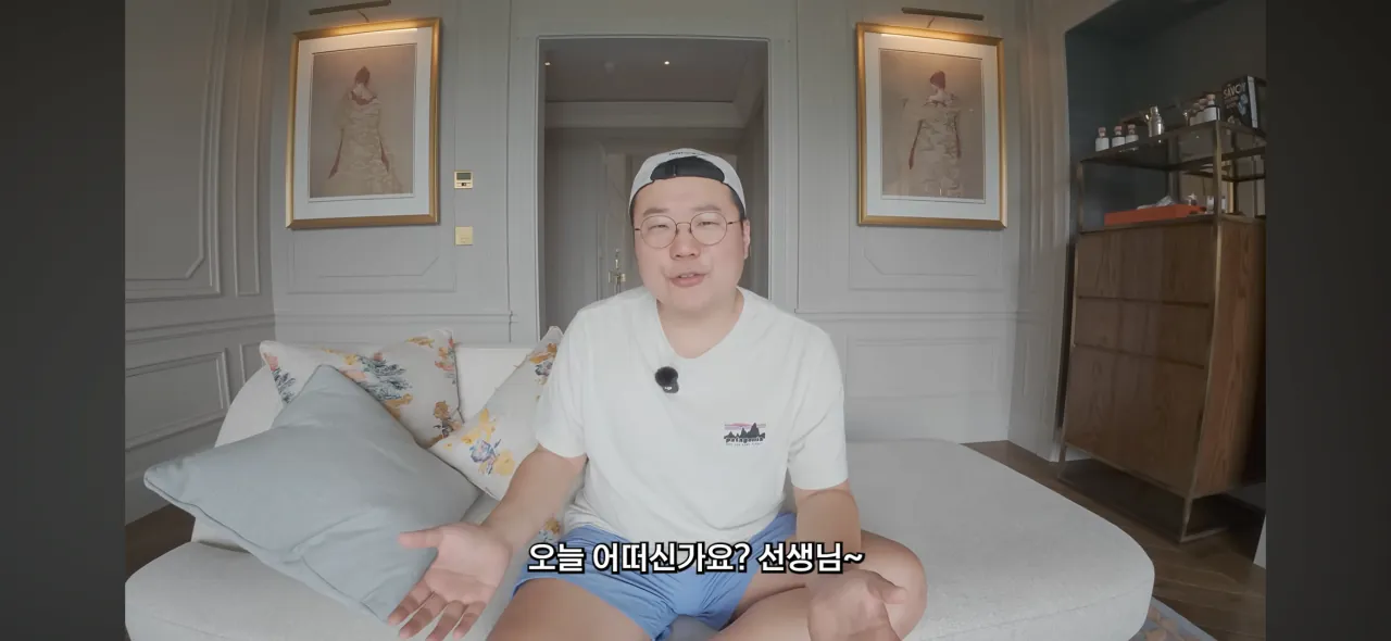 영국 초고가 호텔에서 인종차별 당한 여행유튜버 (21)