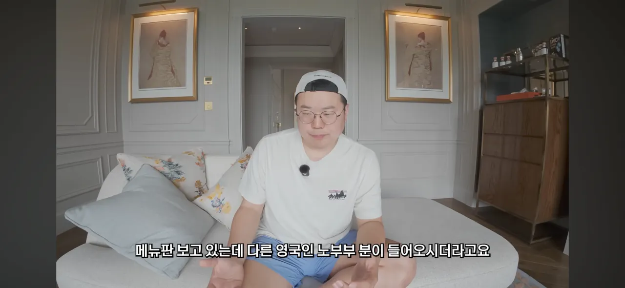 영국 초고가 호텔에서 인종차별 당한 여행유튜버 (19)