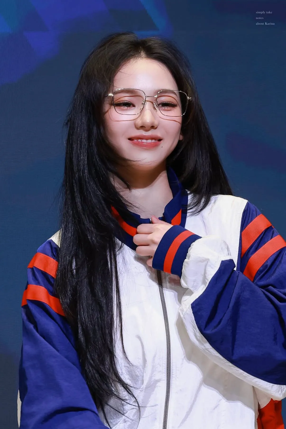 카리나 귀여운 모습.jpg (8)