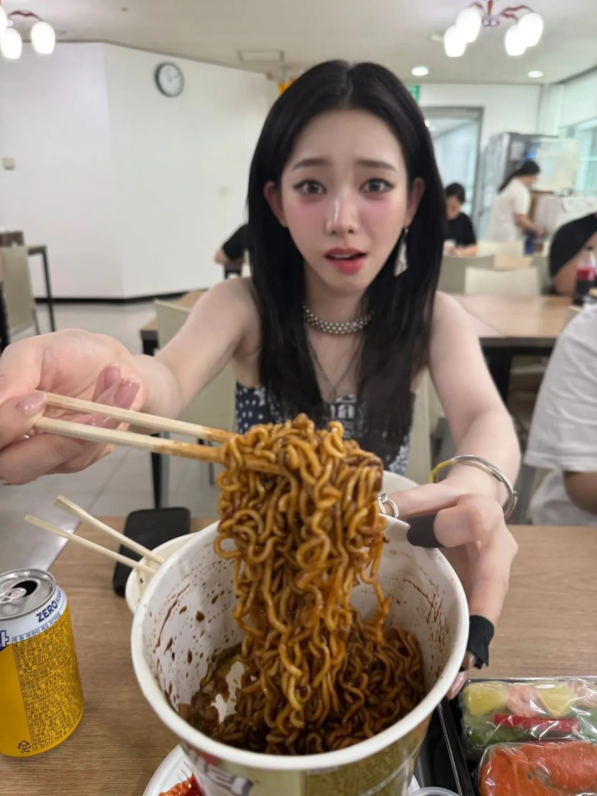 카리나 귀여운 모습.jpg (13)