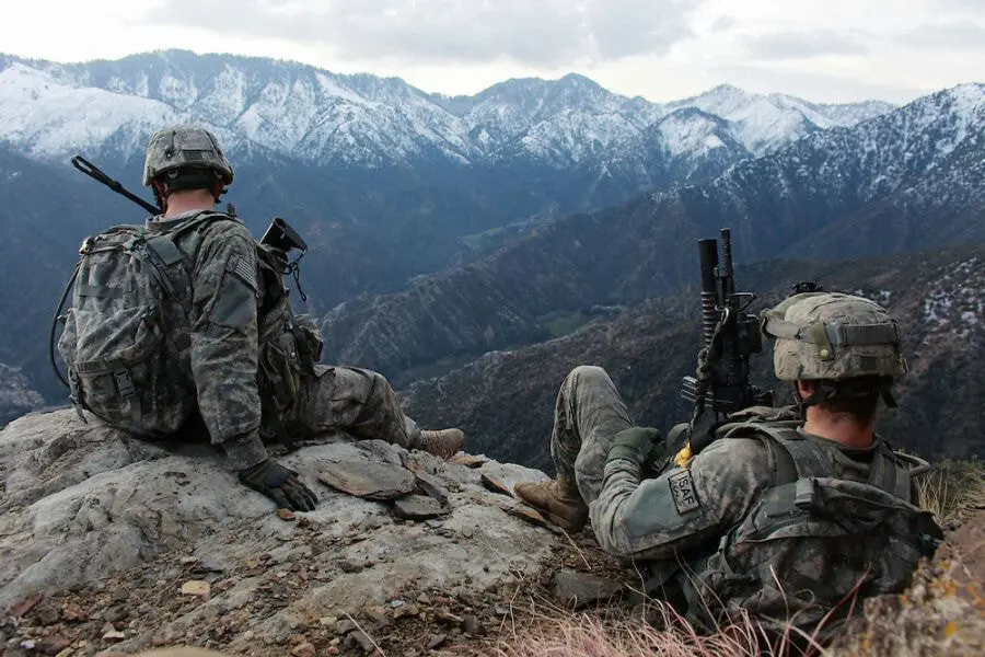 미군이 아프가니스탄에서 겪어야 했던 보급 난이도.jpg (7)