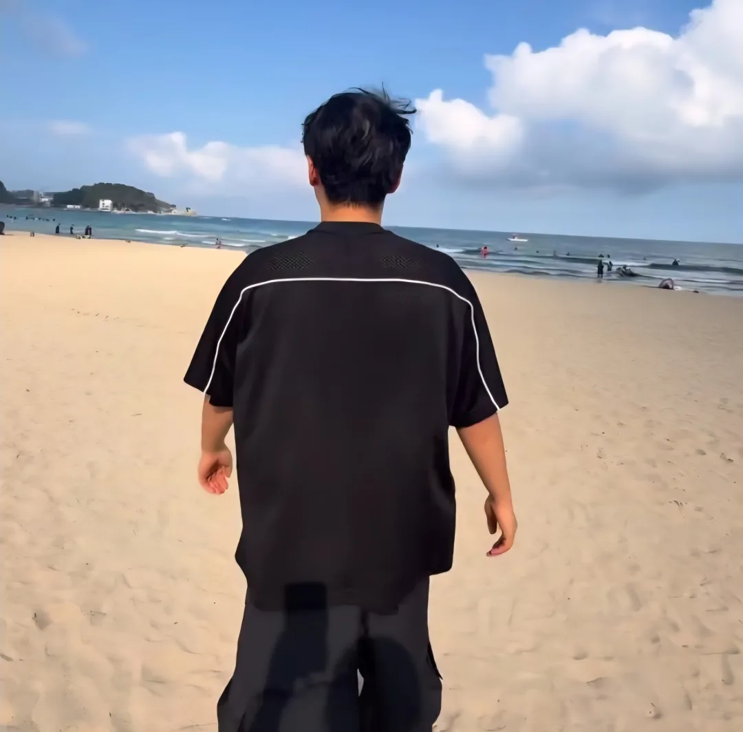 어릴 때는 누나 손 잡고 잘 다녔으면서 (12)
