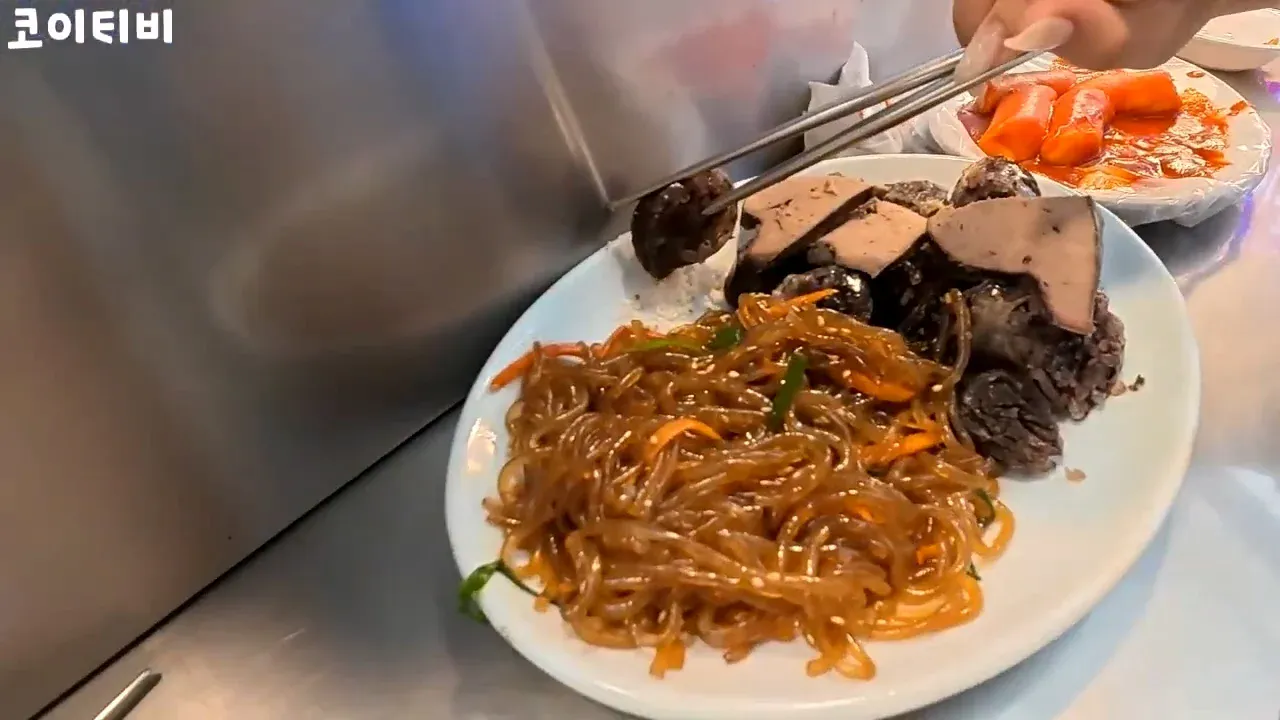 또 외국인 상대로 바가지 시도한 광장시장 (3)