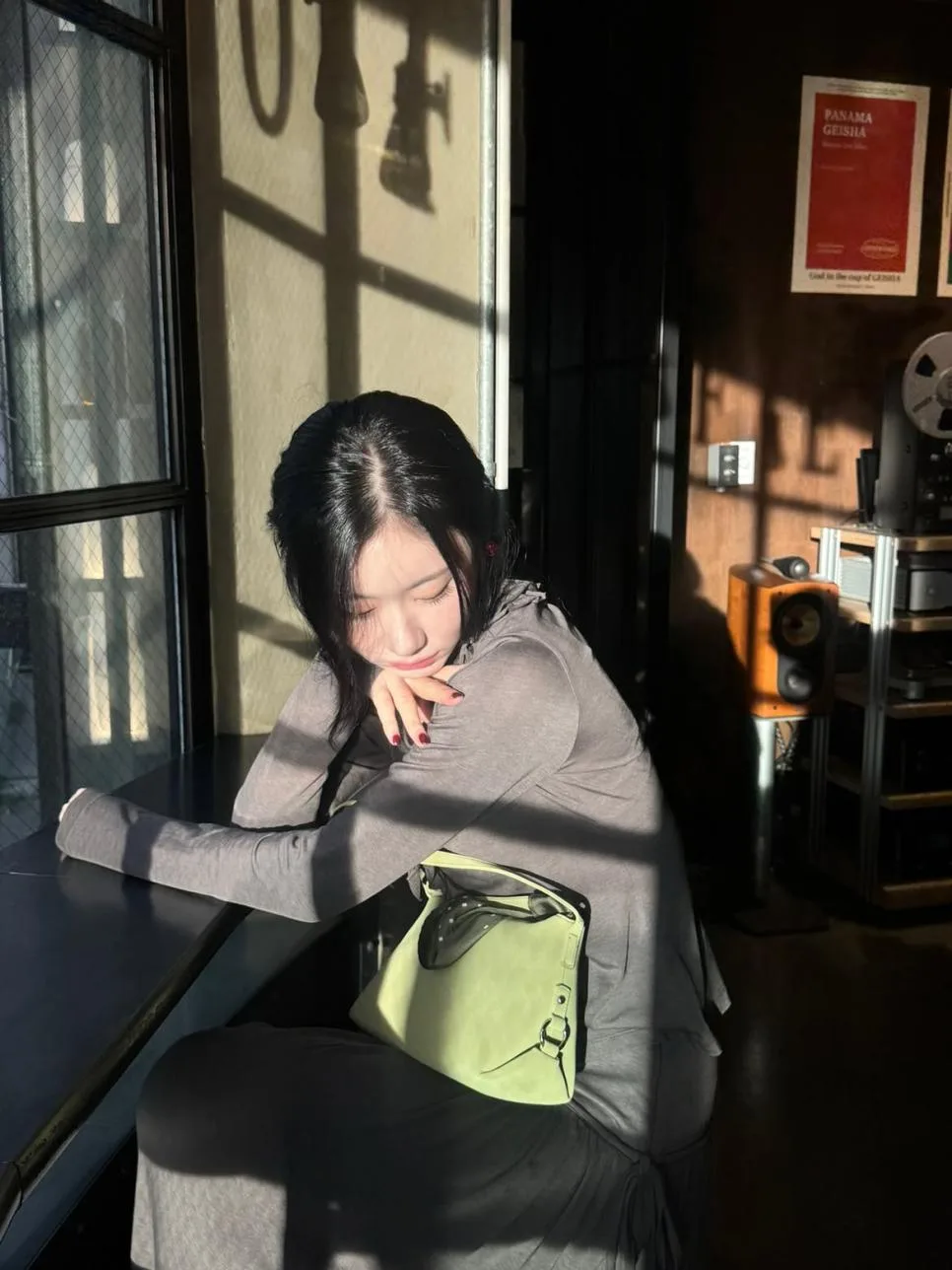 채령 인스타그램 업로드 (5)