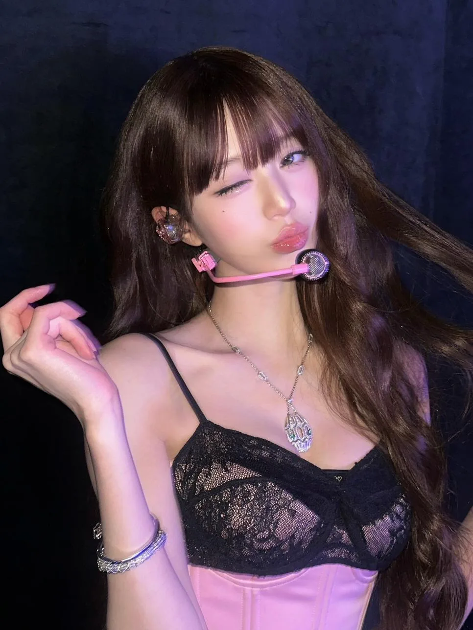인스타) 장원영 콘서트 백스테이지 (14)