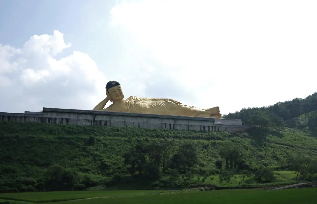 한국에 있는 세계 최대규모의 불상 (6)