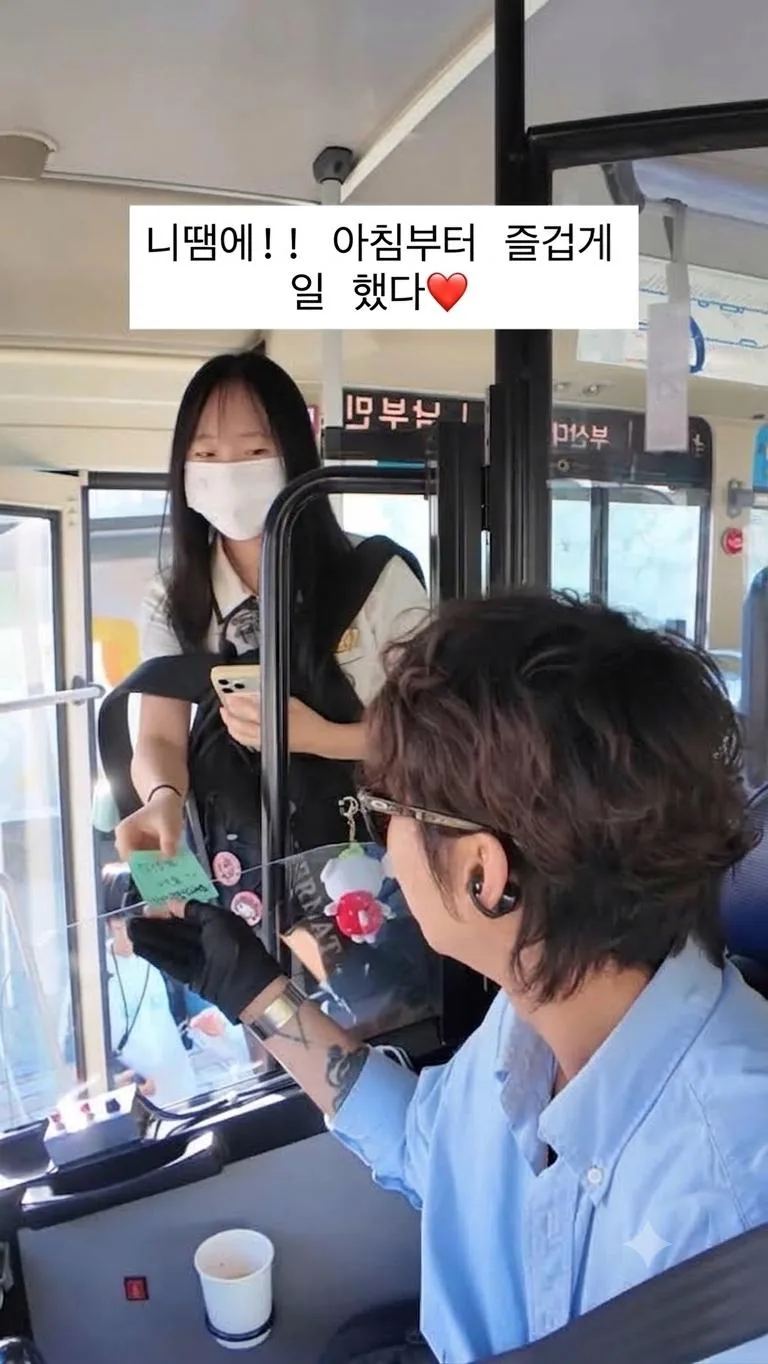 잘생겨서 인기많은 버스기사님 (2)