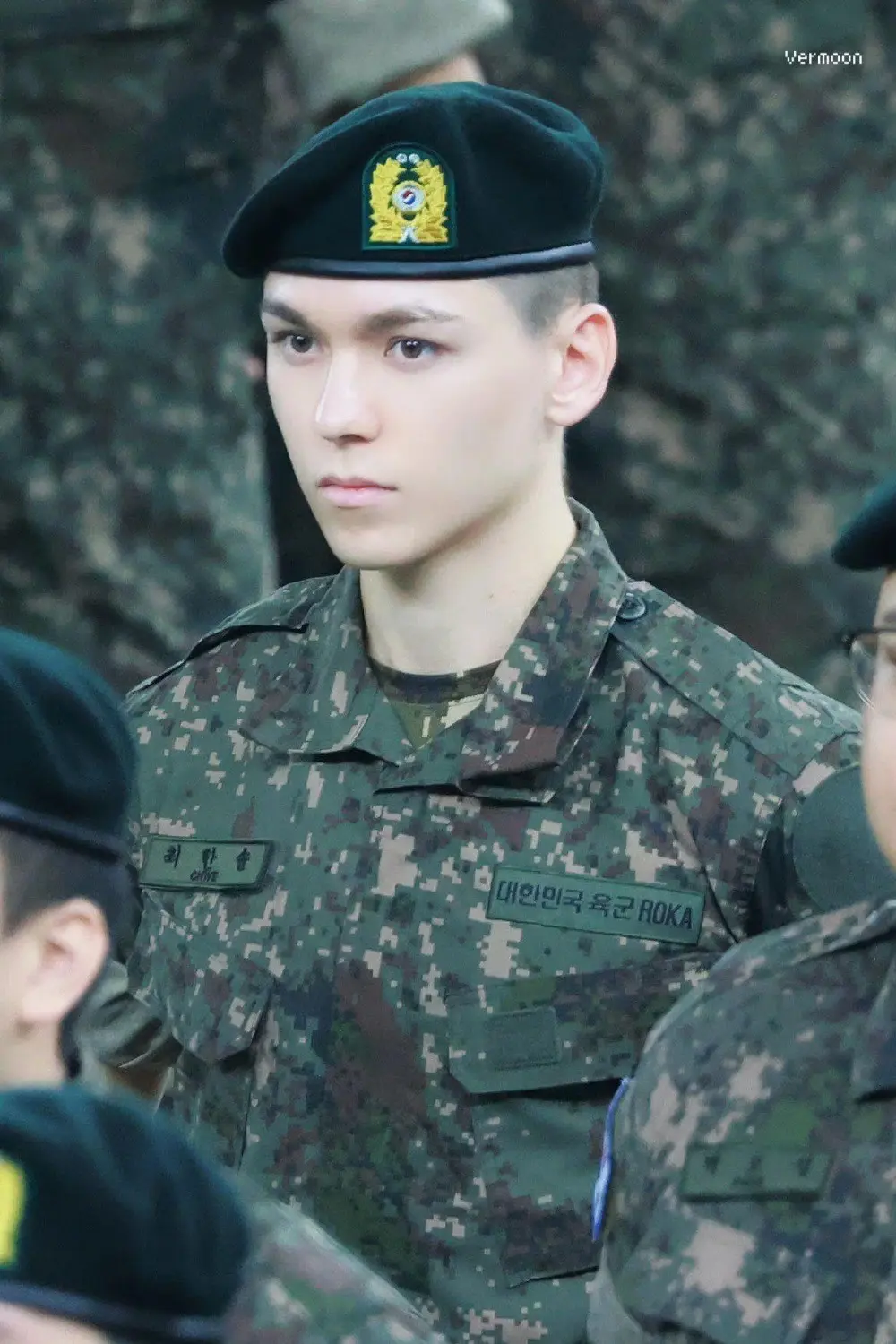 아이돌 복수국적자 중 최초의 군복무 (5)
