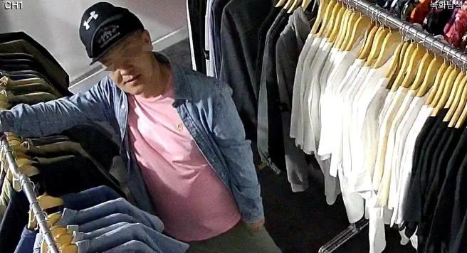 무인 매장에서 불끄고 잔 사람 (5)
