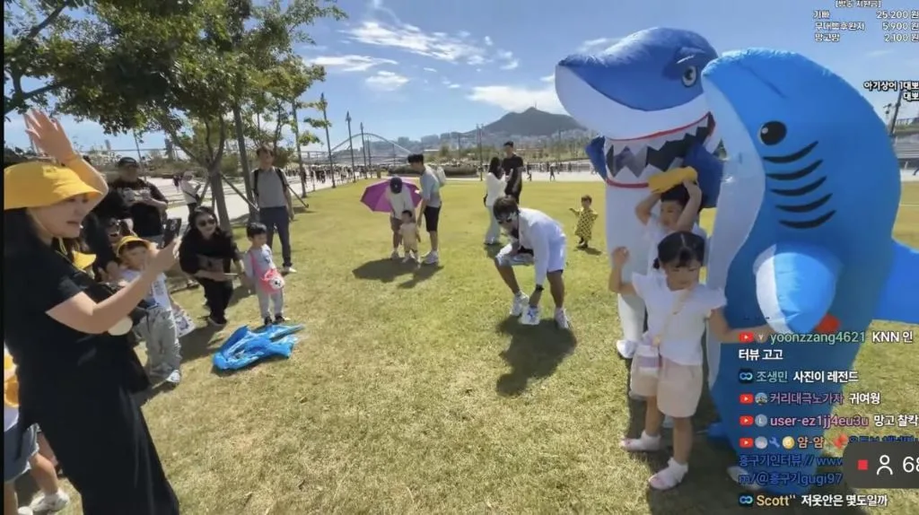 부산 상어 근황 (4)