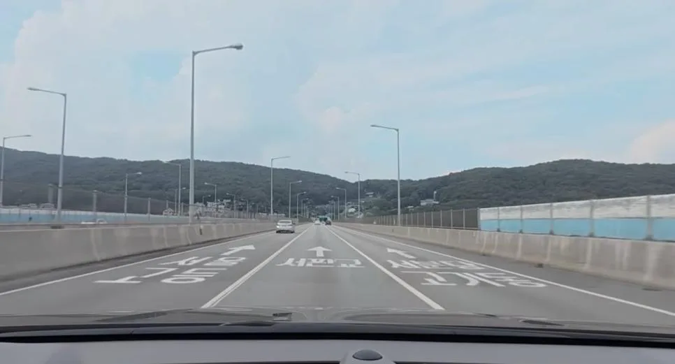 고향가는길에 창밖만 보게될거같은 이유 (6)