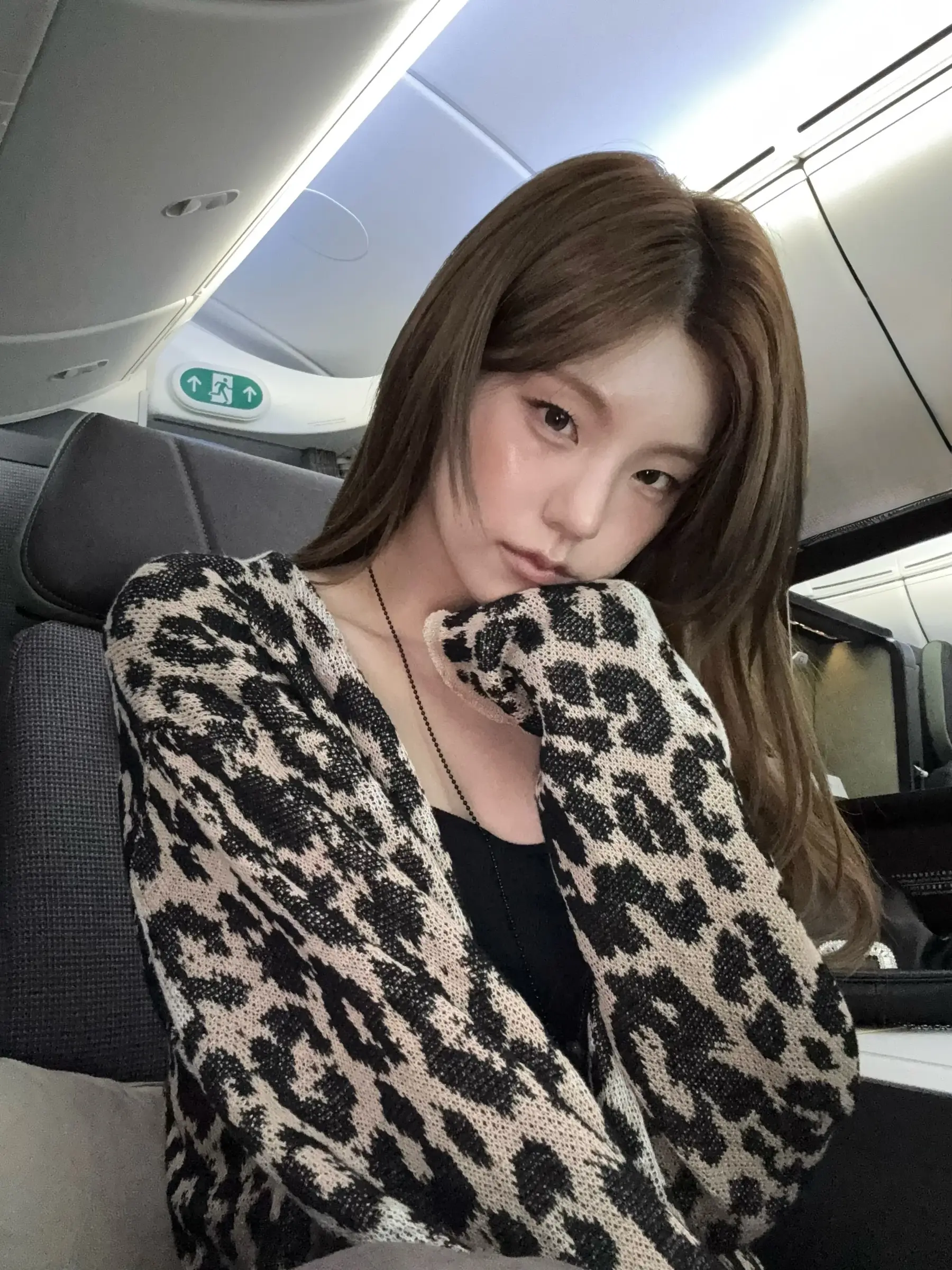 예지씨를 처음 본 순간 (9)