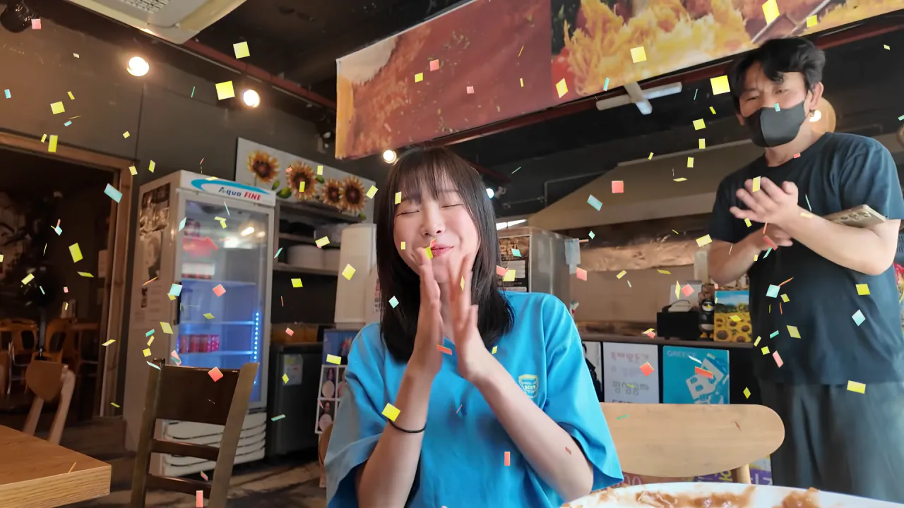 초대왕 돈까스에 도전한 쯔양 (38)
