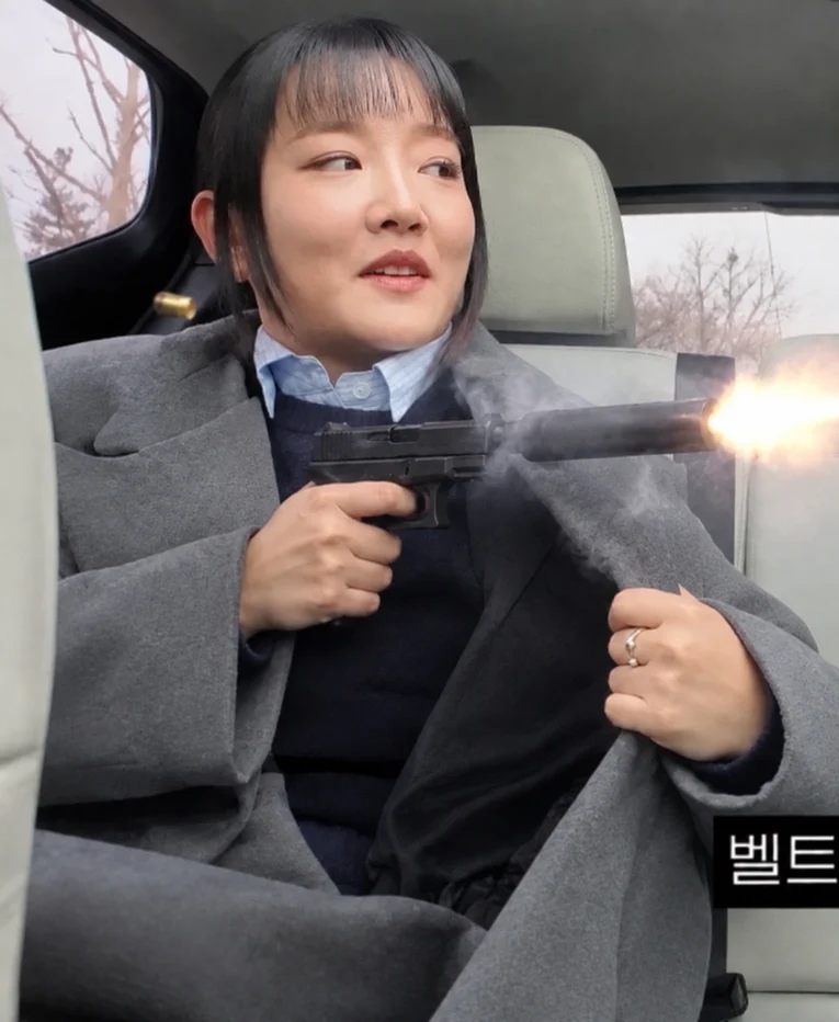 가수 윤하 팬이 찍어준 퇴근길 사진 (2)