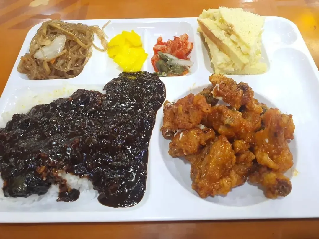 호블호 갈리는 우체국 무한리필 구내식당.jpg (10)