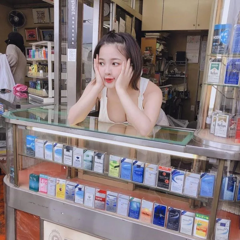 담배가게 아가씨 (8)