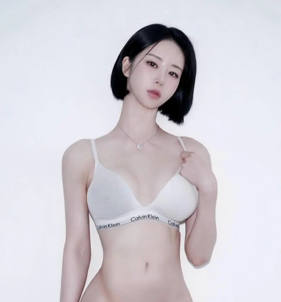 (ㅇㅎ) 단발녀 바디프로필 (6)
