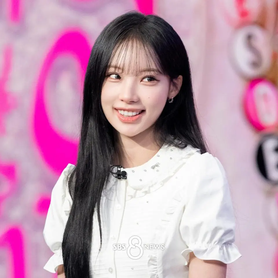 리센느 8시 뉴스 비하인드컷 (2)