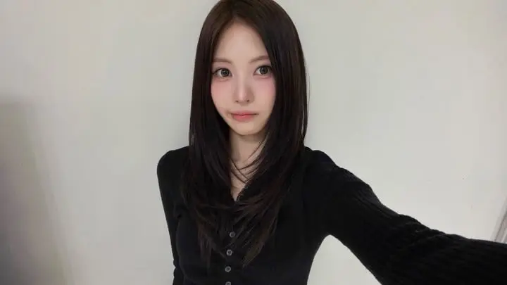 리센느 리브 셀카 비주얼 (2)