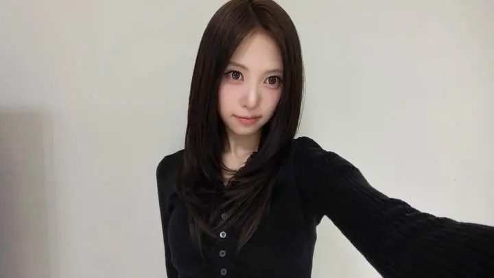 리센느 리브 셀카 비주얼 (5)