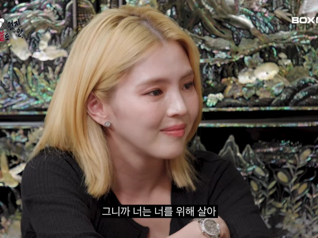 한소희가 20대 때로 돌아간다면 하고 싶은 일 (18)