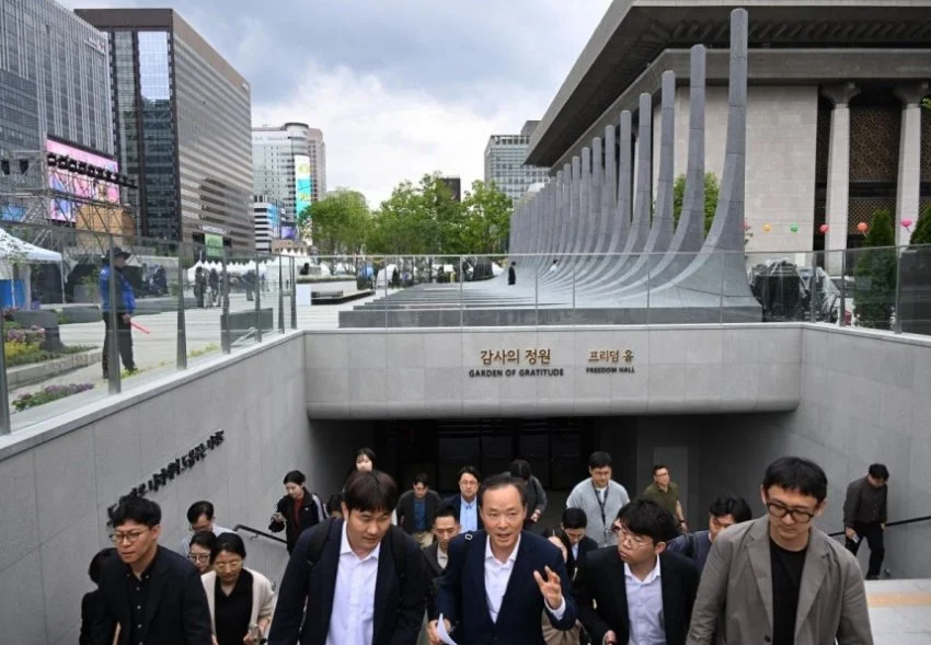 드디어 완공된 광화문광장 감사의정원 (5)