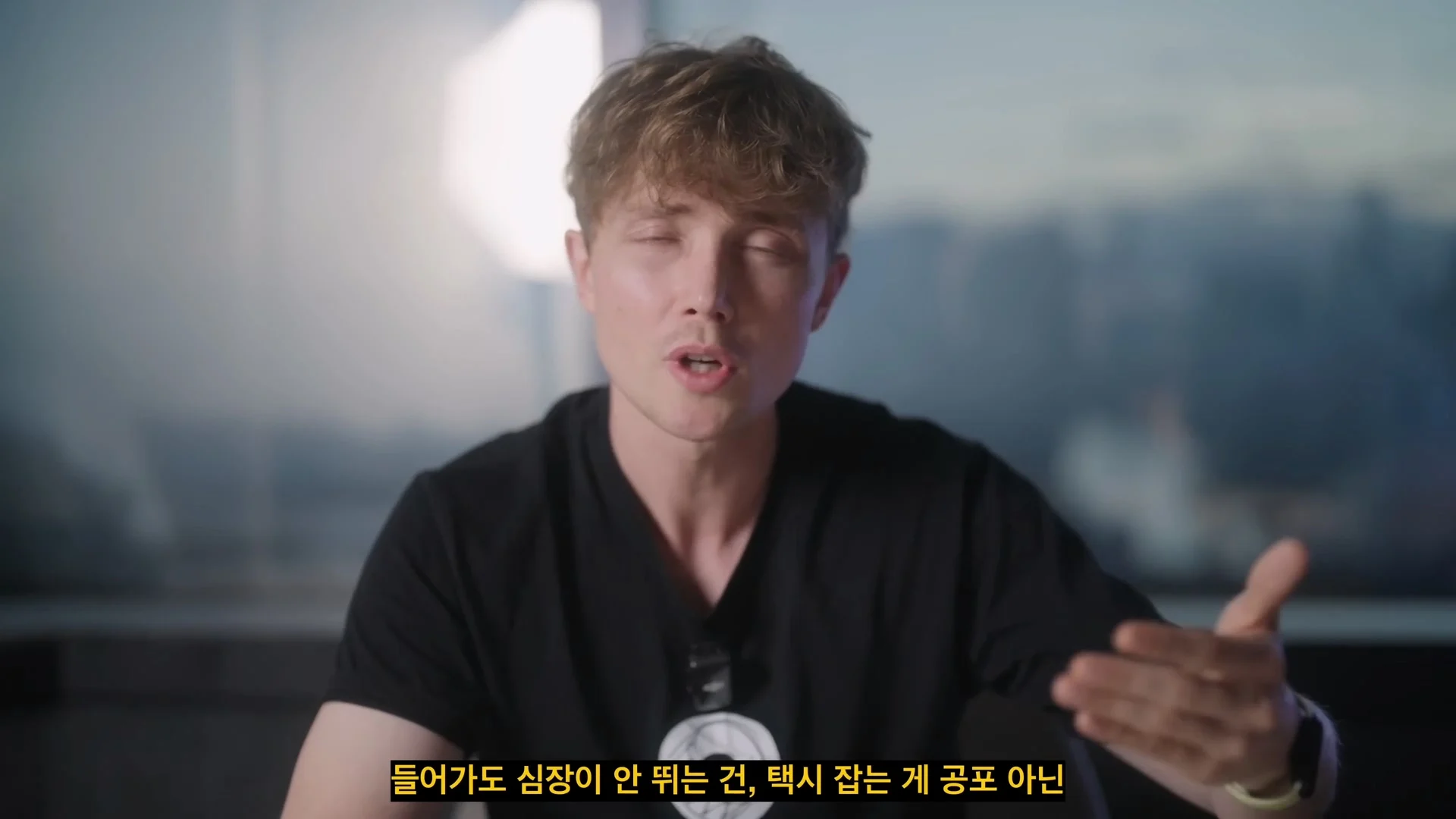 외국인들이 한국 오면 못 떠나는 이유 (7)