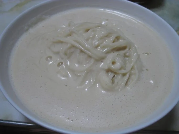 여라가지 버전의 콩국수 (7)