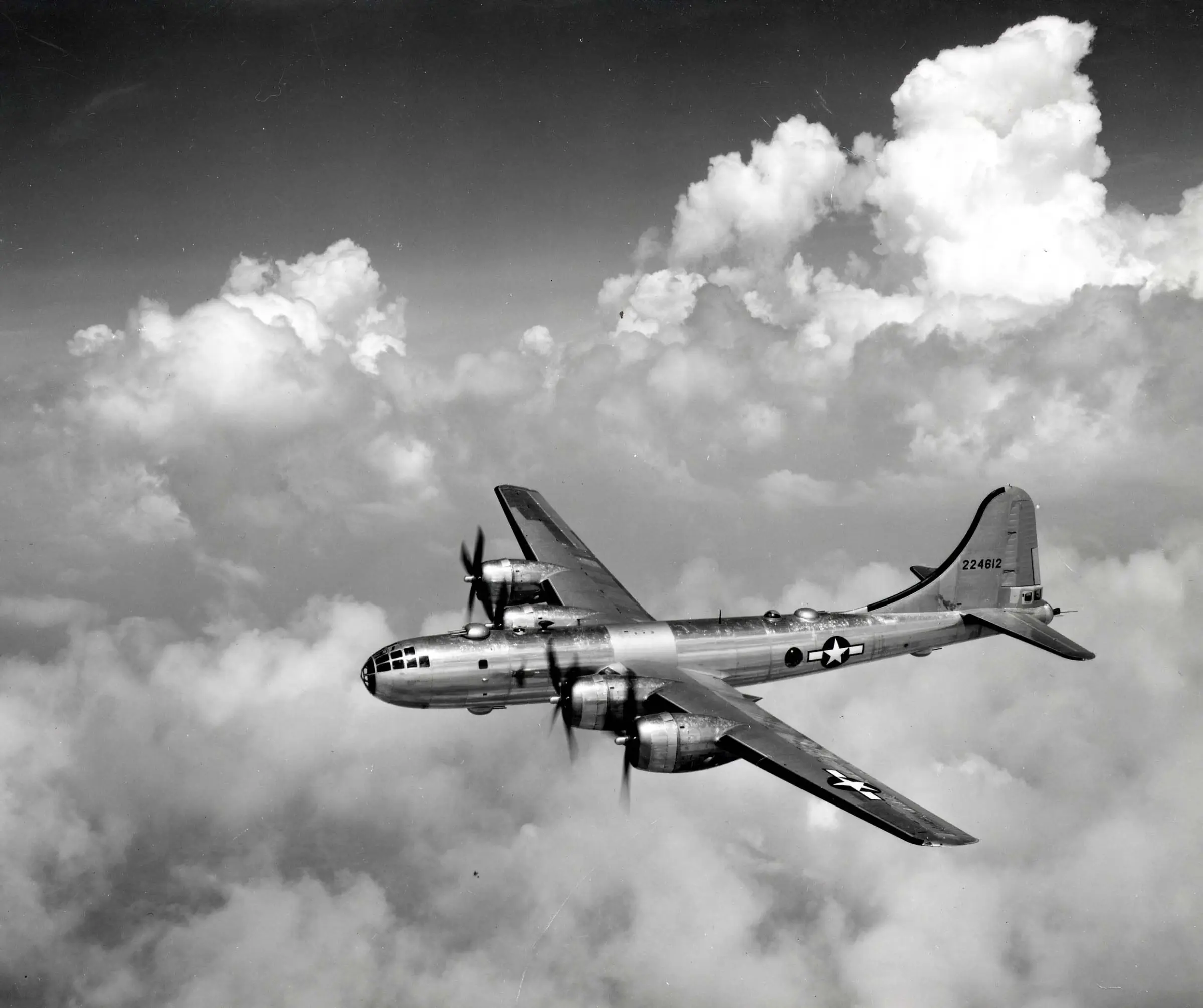 [고전무기 전투기 10] 일본을 끝장낸 폭격기 B-29 (2)