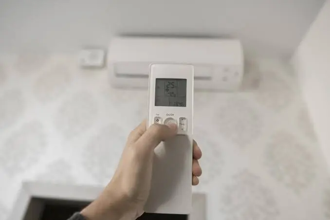 에어컨 24시간 켜두는 게 전기세 더 싸다는데 진짜냐