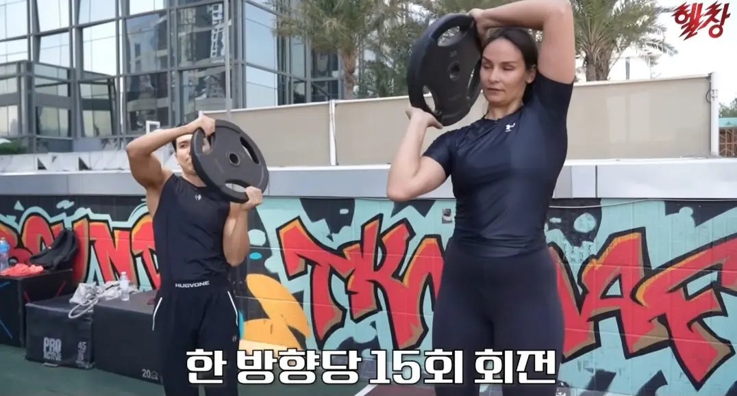 194cm 100kg 괴물 누나 (13)