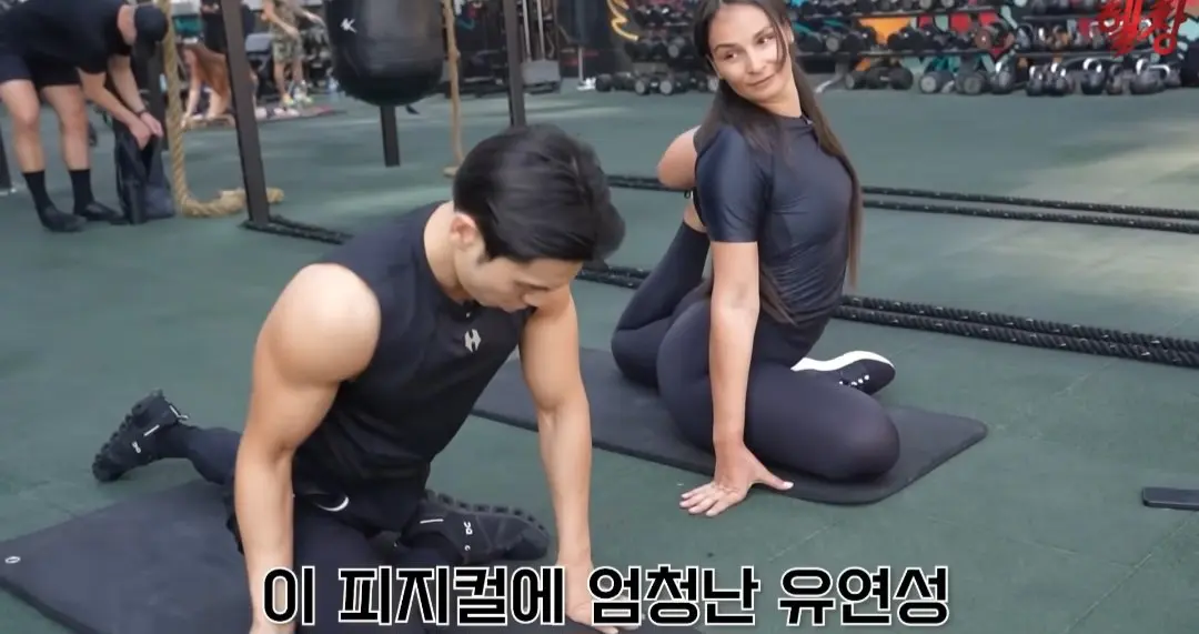 194cm 100kg 괴물 누나 (6)