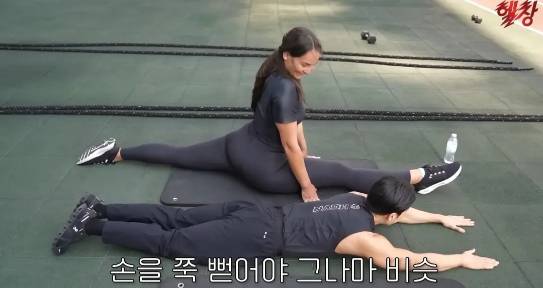 194cm 100kg 괴물 누나 (7)