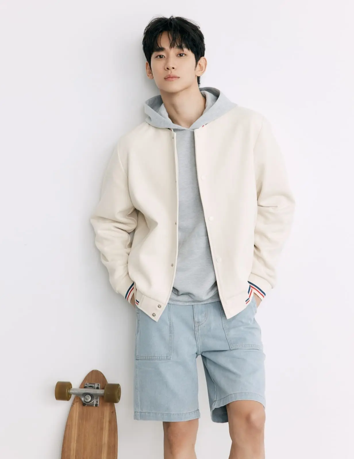 복귀한 김수현 광고 촬영 현장 (3)