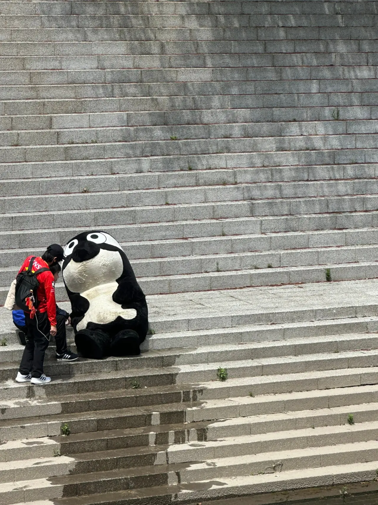 꼬질꼬질한 일본의 인형탈 (2)