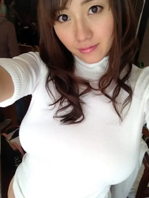 은퇴후 한국인과 결혼한 AV 배우 (3)