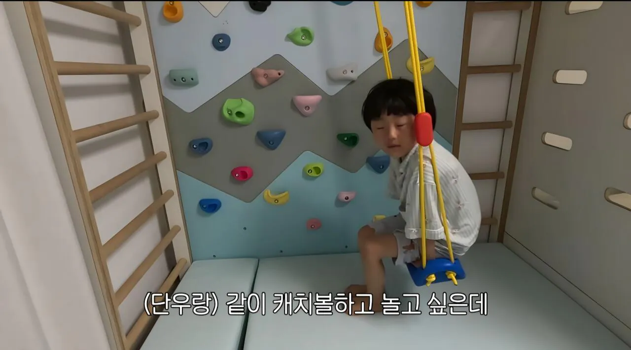 학교가기 싫다는 아들 훈육하는 매미킴 (16)