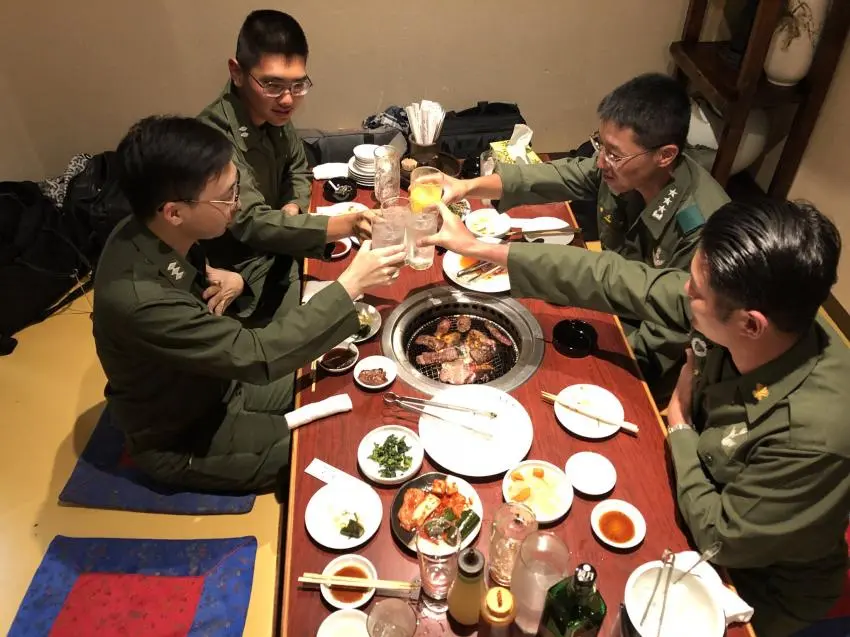 한국군 코스프레한 일본인들 (4)