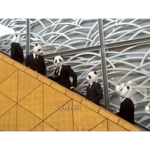 복장제한이 없는 교토 예술대 졸업식 (2)