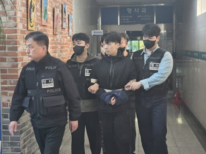 여초에서 난리라는 장윤기 실물 (4)