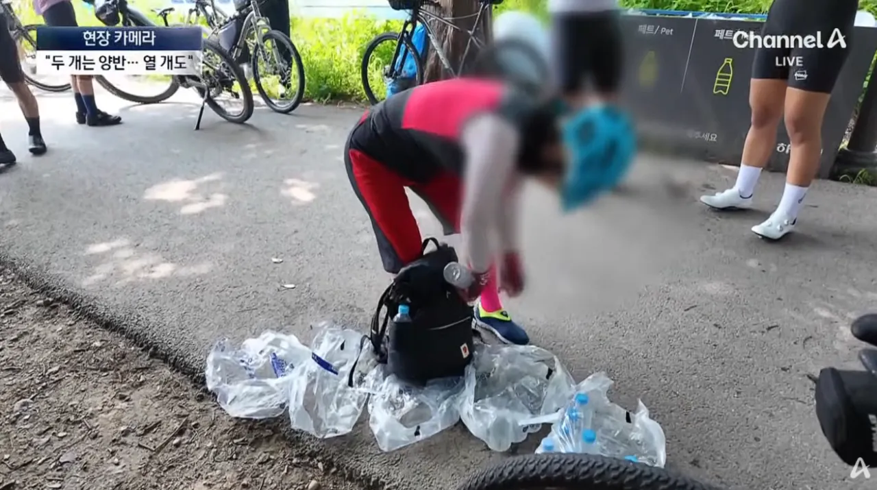 공짜생수에 양심 팔아먹은 인간들 (31)